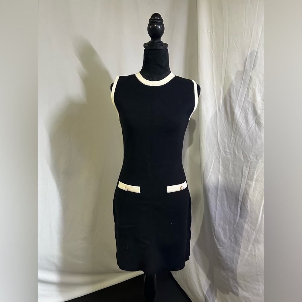Preppy Sleeveless Black Pearls French Connections Small Dress Small Stretchy